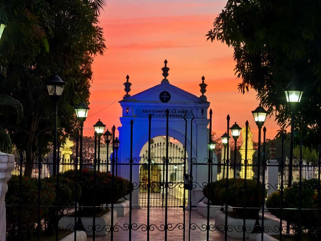 La histórica ciudad del Caribe está recuperando una capacidad instalada de conservar una de sus más valiosas piezas patrimoniales: los relojes y las señales que comunicaron por años.