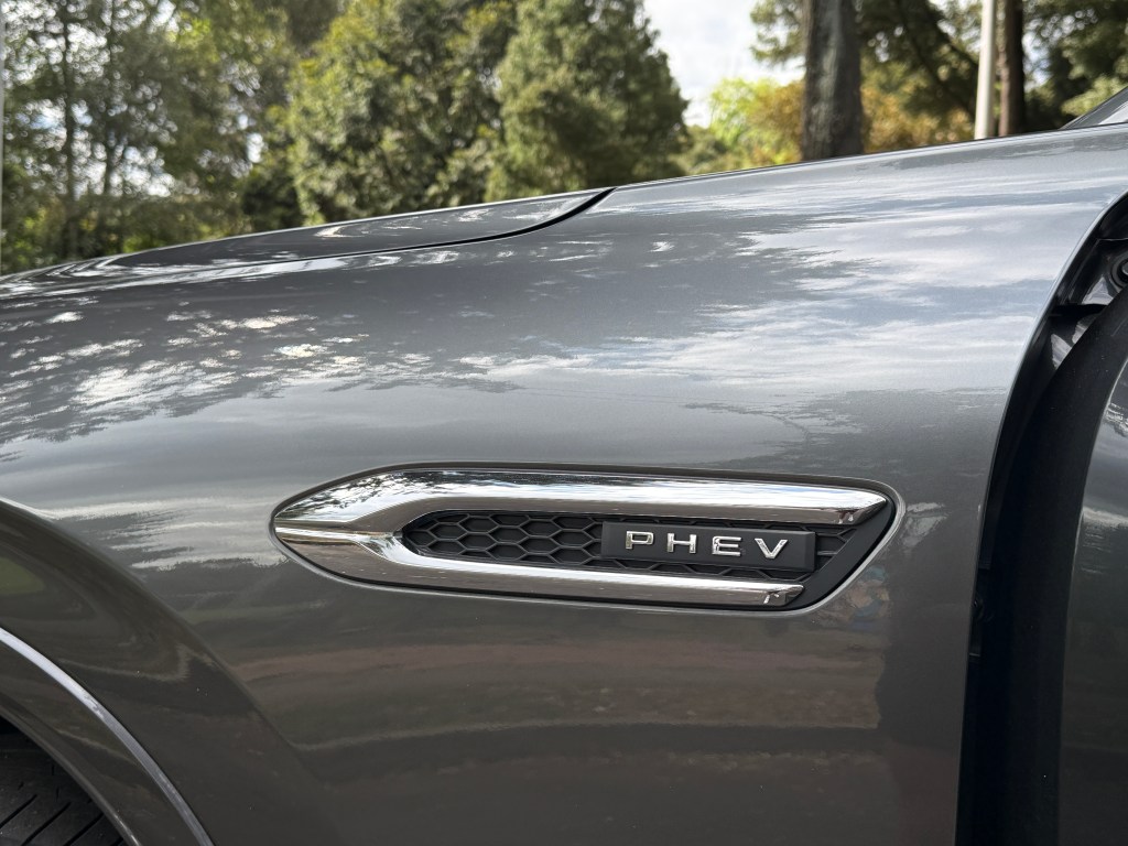 Mazda CX-60 PHEV.