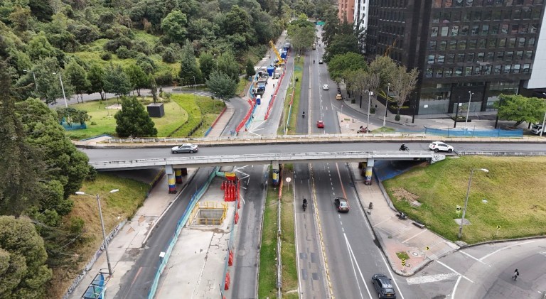 Desmontan el puente de la calle 100: así cambiará la movilidad en la Séptima