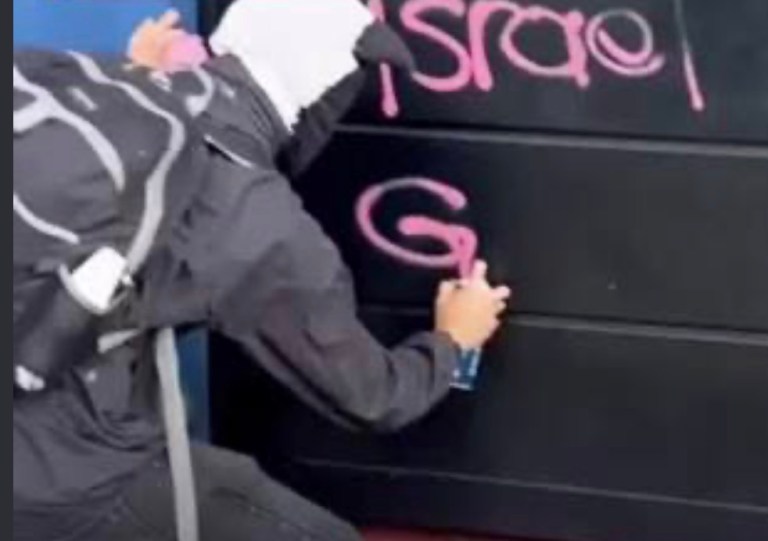 Vandalismo del 11 de septiembre reabre debate sobre lo costoso de estas acciones para Bogotá
