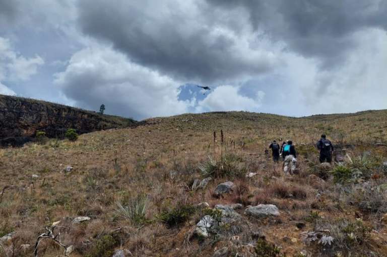 Los guardaparques, campesinos y habitantes de la zona han sido clave en la atención de esta emergencia.