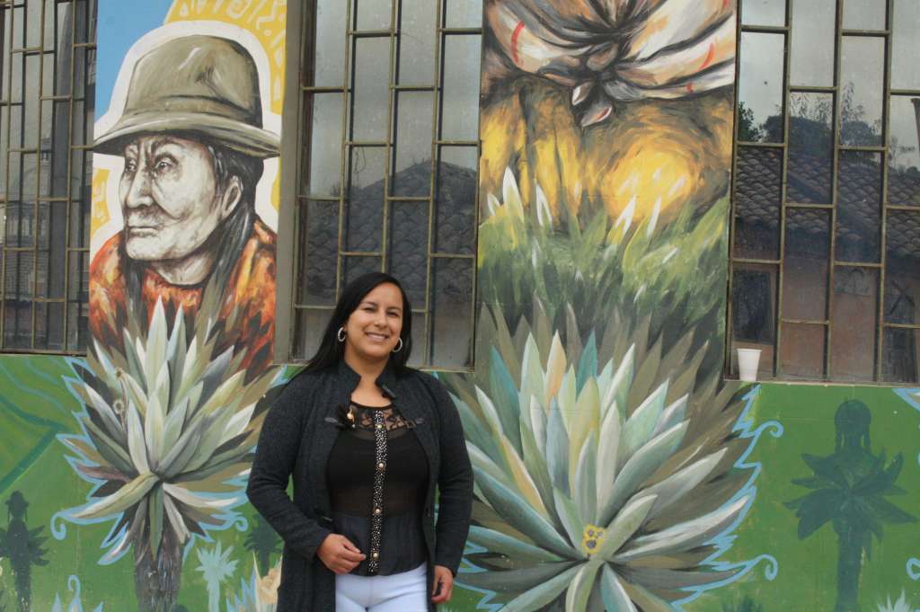 Milena Burbano es profesora de ciencias naturales y química.