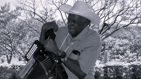 Murió Náfer Durán, Rey Vallenato de 1976 y primer acordeonero de Diomedes Díaz