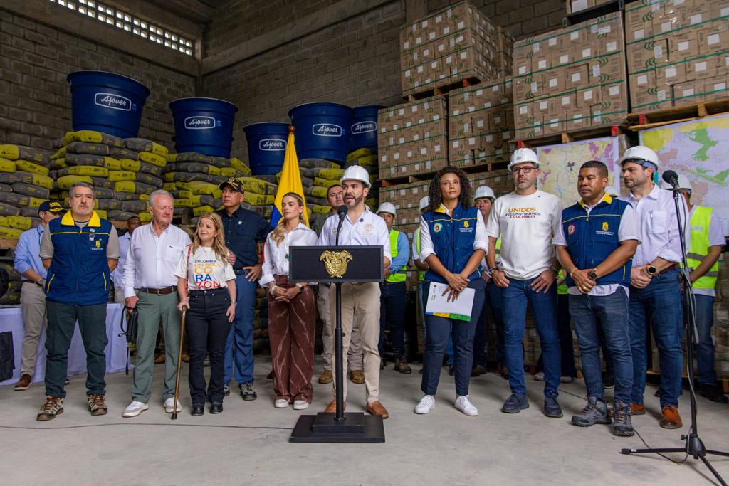Presidente de Colombia anuncia inicio de la reconstrucción de zonas dañadas por terremoto