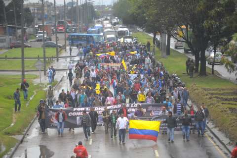 Regulación de protestas con Policía más activa llega cuando la izquierda busca las calles