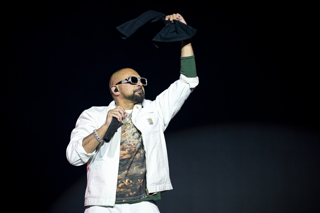 Sean Paul fue el encargado de cerrar la primera jornada del Festival Cordillera 2026.