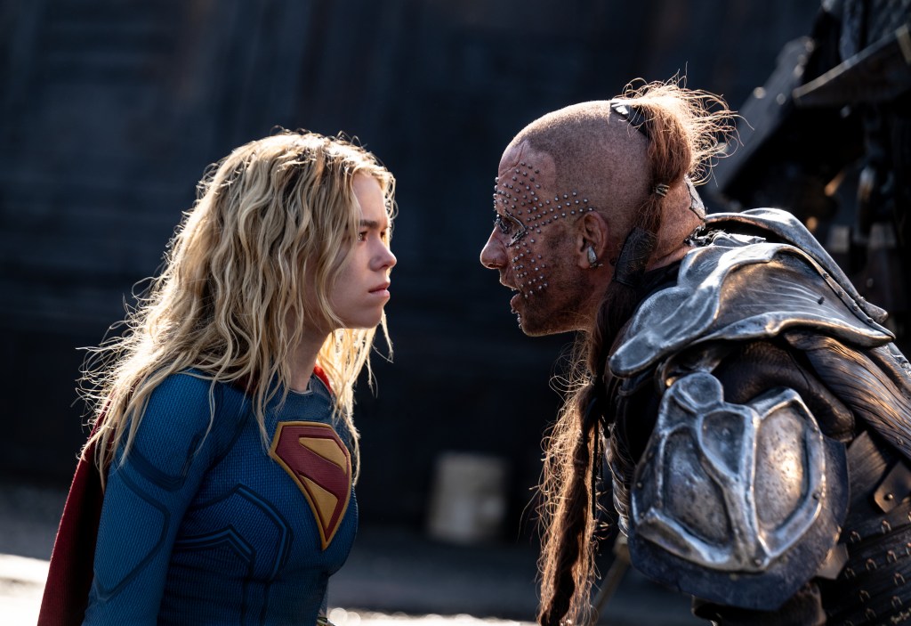 La vida de Kara Zor- El cambia de los días de fiesta a la lucha por hacer justicia.
