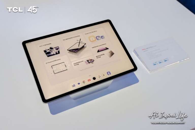 Una tableta de 12,2 pulgadas que busca acercar la experiencia de leer sobre papel al mundo digital: así es la nueva TCL TAB A1 Plus NXTPAPER, que combina tamaño, versatilidad y tecnología de visualización pensada para disfrutar del contenido, estudiar o trabajar con mayor comodidad.