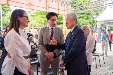 Fiesta del Libro de Medellín celebra su edición 20 con Corea del Sur como invitado de honor