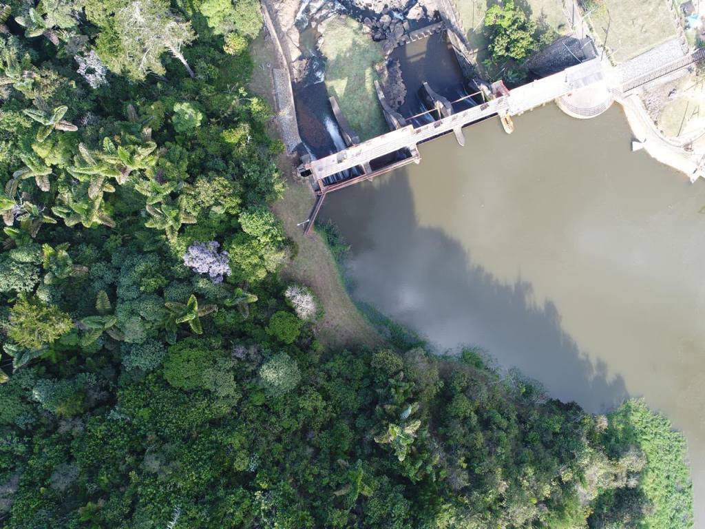 El embalse de Piedras Blancas guarda apenas el 0.35 % del agua del sistema.
