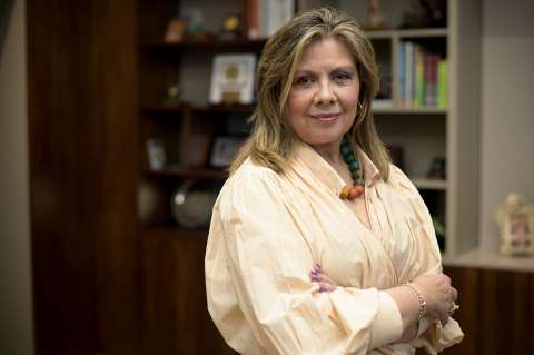 Fiscal Camargo pidió sacar a “Calarcá” de la paz total, pero gobierno Petro no le contestó