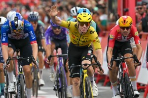 ¿De dónde salió Matthew Brennan, el joven ciclista que brilla en la Vuelta a España?