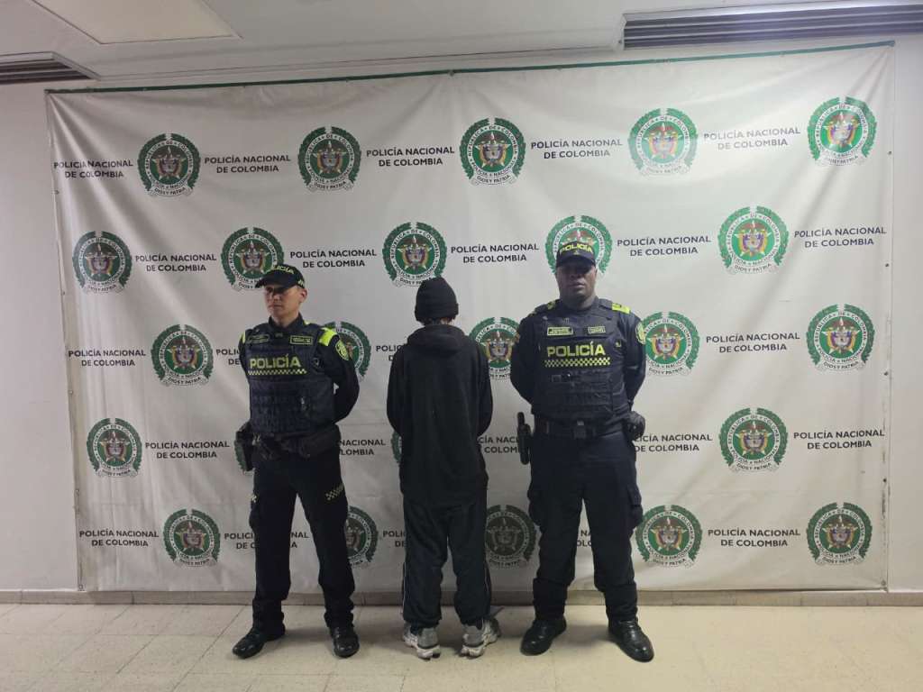 La víctima, de 61 años, fue trasladada a un centro asistencial. La Policía investiga el caso como un hecho de intolerancia.