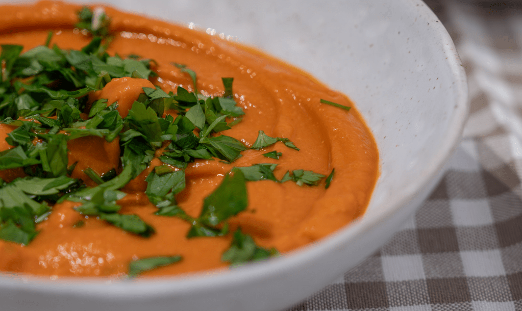Esta salsa romesco puedes llevarla a la mesa en 40 minutos.