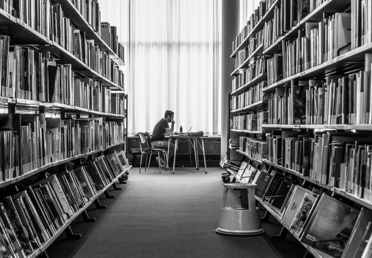 Lecturas filosóficas: dificultad y deleite en tiempos de transición (I) (Sobrepensadores)