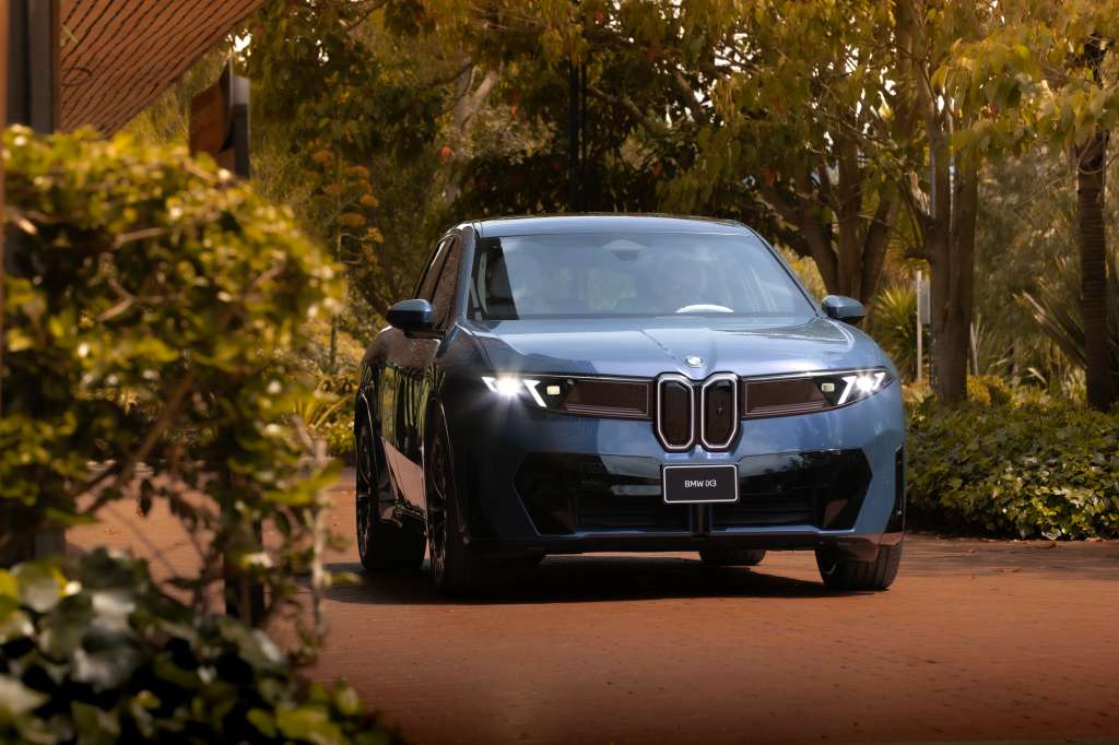El precio del BMW iX3 parte en los COP 320.000.000.