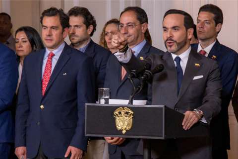 Oficialismo le dijo a la oposición que garantiza derecho a la protesta pacífica: hay tensión