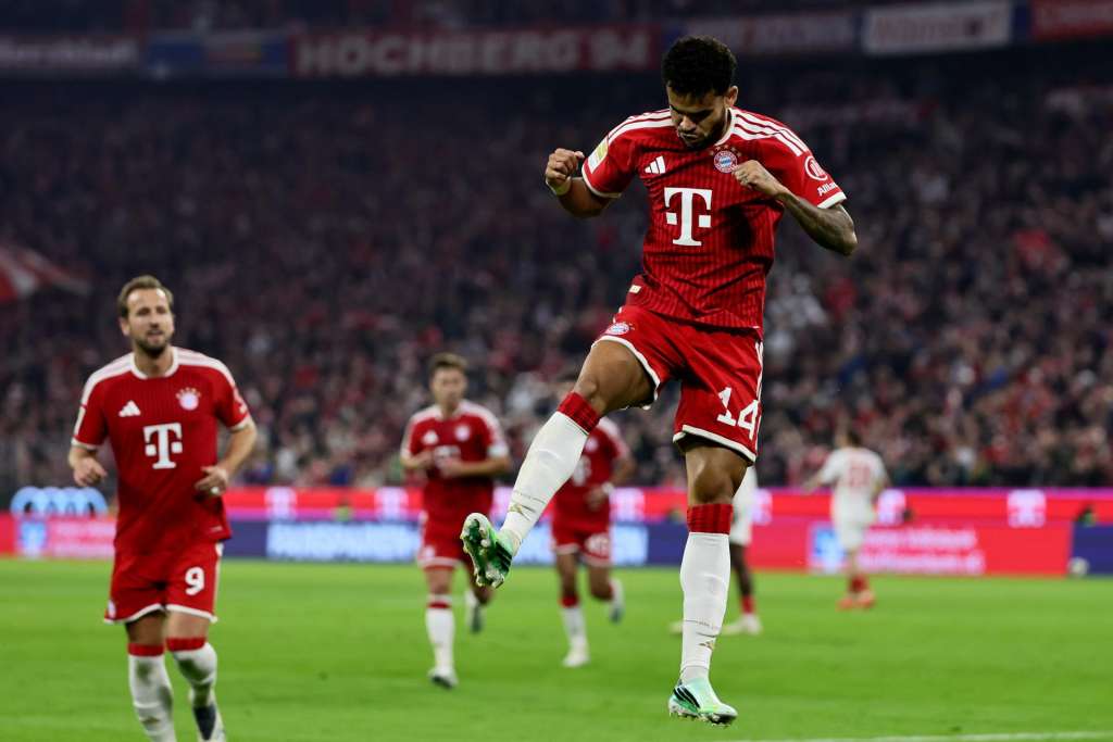 MUNICH (Germany), 17/10/2026.- Luis Diaz of Munich celebrates after scoring the 1-0 lead during the German Bundesliga soccer match between FC Bayern Munich and RB Leipzig in Munich, Germany, 17 October 2026. (Alemania) EFE/EPA/RONALD WITTEK CONDITIONS - ATTENTION: The DFL regulations prohibit any use of photographs as image sequences and/or quasi-video.