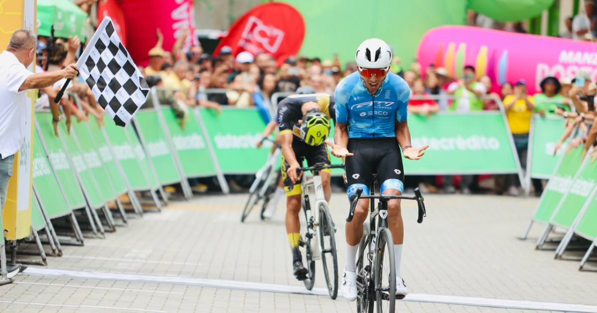 Adrián Bustamante conquistó la montaña y el NU Colombia mantuvo el control del Clásico RCN