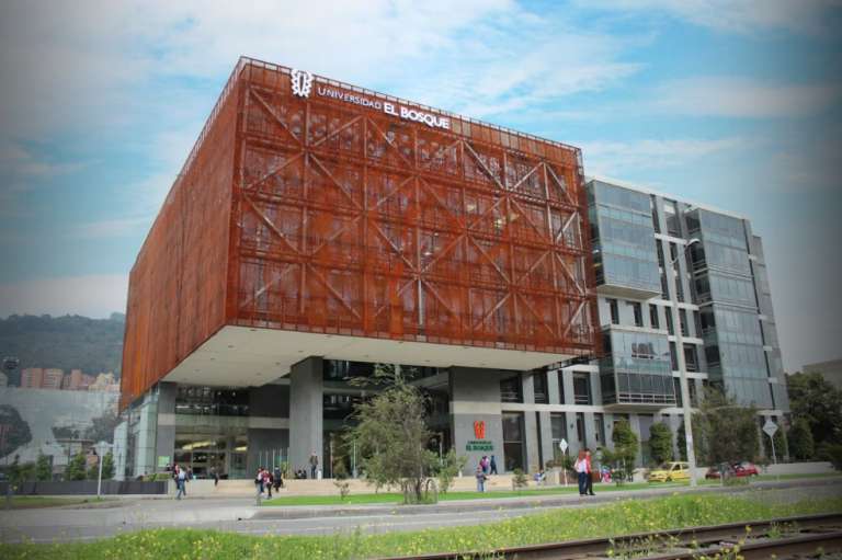 Universidad El Bosque abre inscripciones 2027-1 con cinco áreas para elegir su vocación