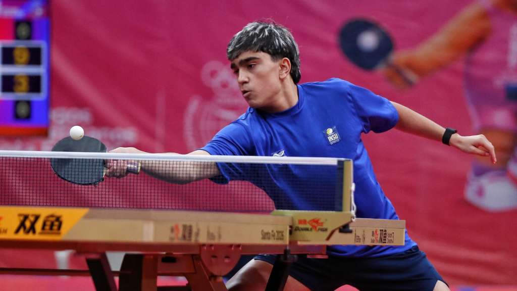 Emanuel Otálvaro, prodigio del tenis de mesa, es segundo en el ránking mundial sub-17