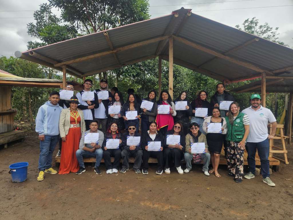 Graduación del diplomado Tejiendo Saberes de Paz de la segunda cohorte en Sibundoy – Putumayo.