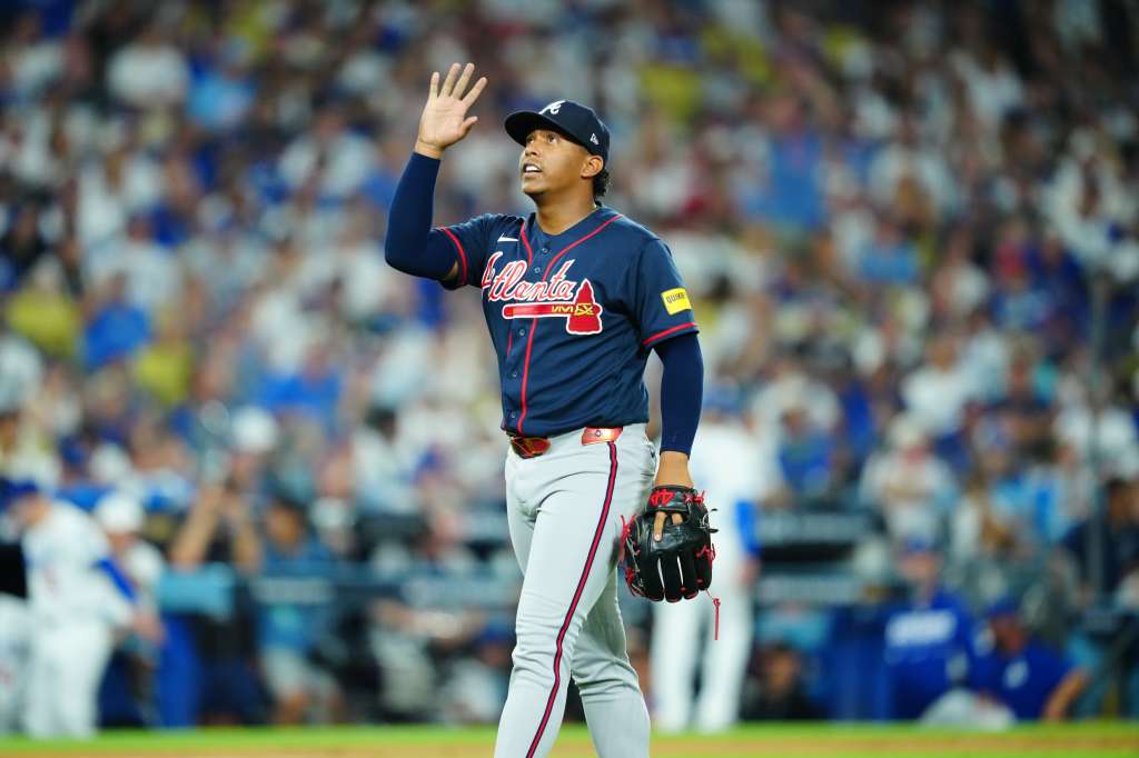 Didier Fuentes la está rompiendo en los playoffs de la MLB: así fue su ponche a Shohei Ohtani