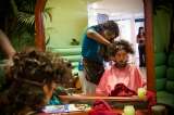 Una exposición en Bogotá retrata las memorias que se tejen alrededor del cabello afro