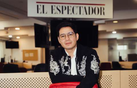 De cantar en los buses a estar en ‘A otro nivel’: Andrés Cortés y su vida en 10 canciones