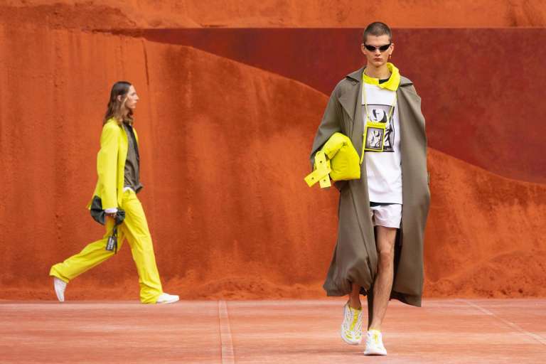 PARIS (France), 04/10/2026.- Models present creations from the Spring/Summer 2027 collection of Lacoste during Paris Fashion Week, in Paris, France, 04 October 2026. The presentation of Spring/Summer 2027 collections runs from 28 September to 06 October 2026. (Moda, Francia) EFE/EPA/MOHAMMED BADRA