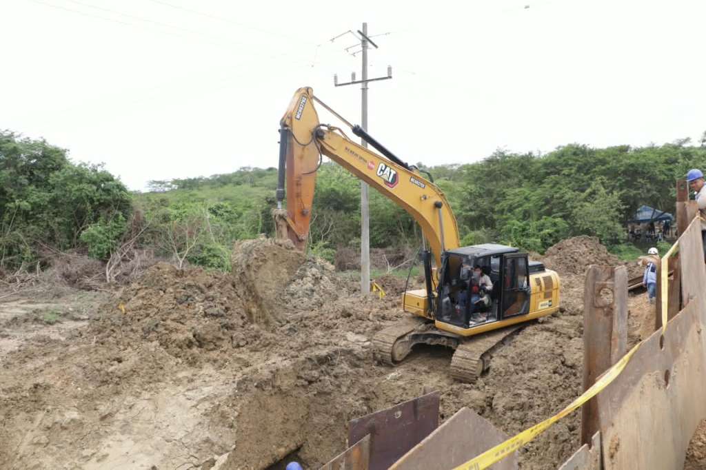 Falla en tubería de agua afecta al 40% de usuarios en Cartagena