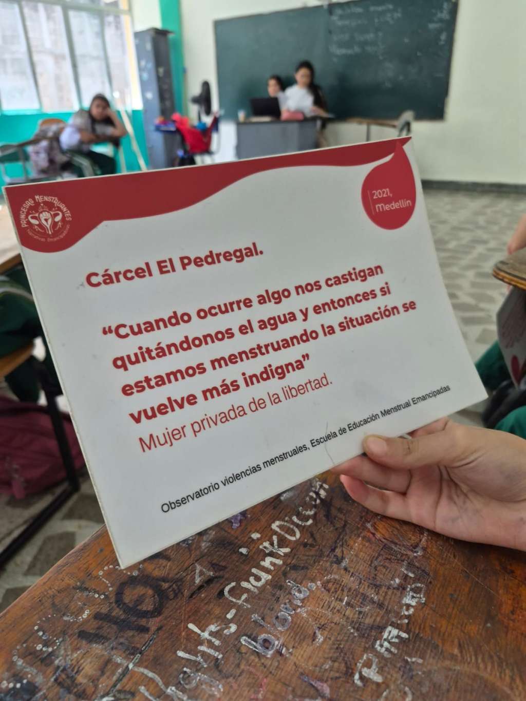 Se ha evidenciado que la menstruación conlleva sexualización, procedimientos médicos innecesarios o prácticas violentas, como el matrimonio infantil.