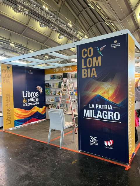 Colombia en la Feria de Fráncfort 2026: el estand que generó debate en el sector editorial