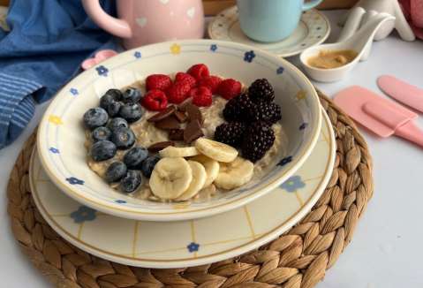 Porridge de frutos rojos: receta fácil y cremosa en 10 minutos