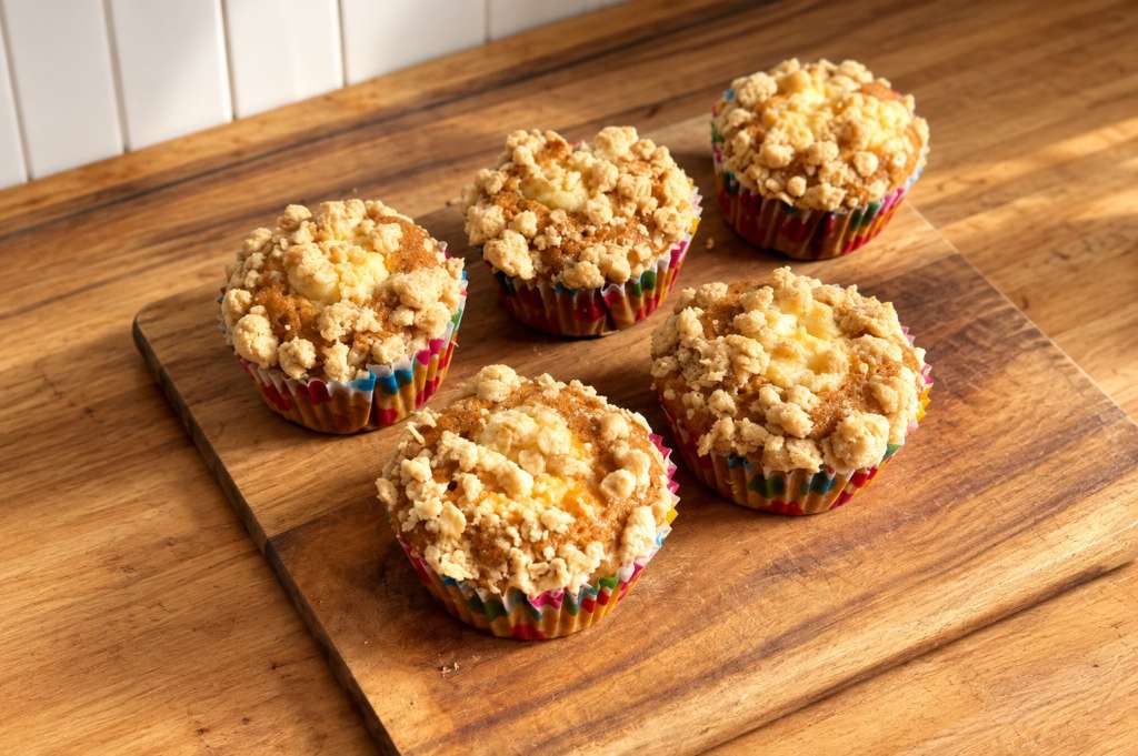 Usa pasta de vainilla para preparar estos muffins de calabaza.