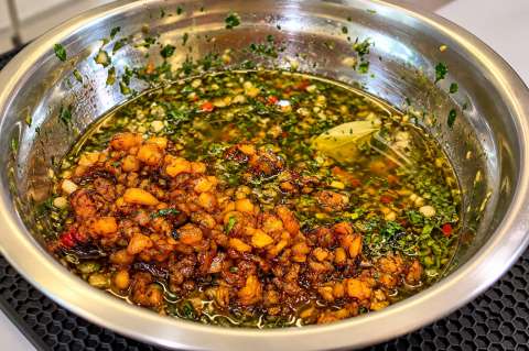 Chimichurri de piña asada para los asados