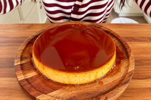 Flan de café de olla cremoso con panela y canela