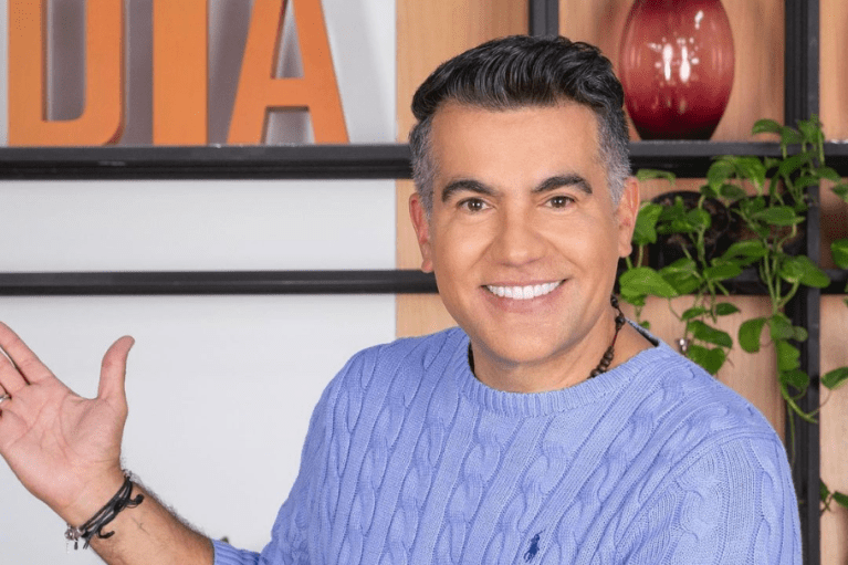 ¿Carlos Calero se va de ‘Día a Día? El presentador debutará como bolerista