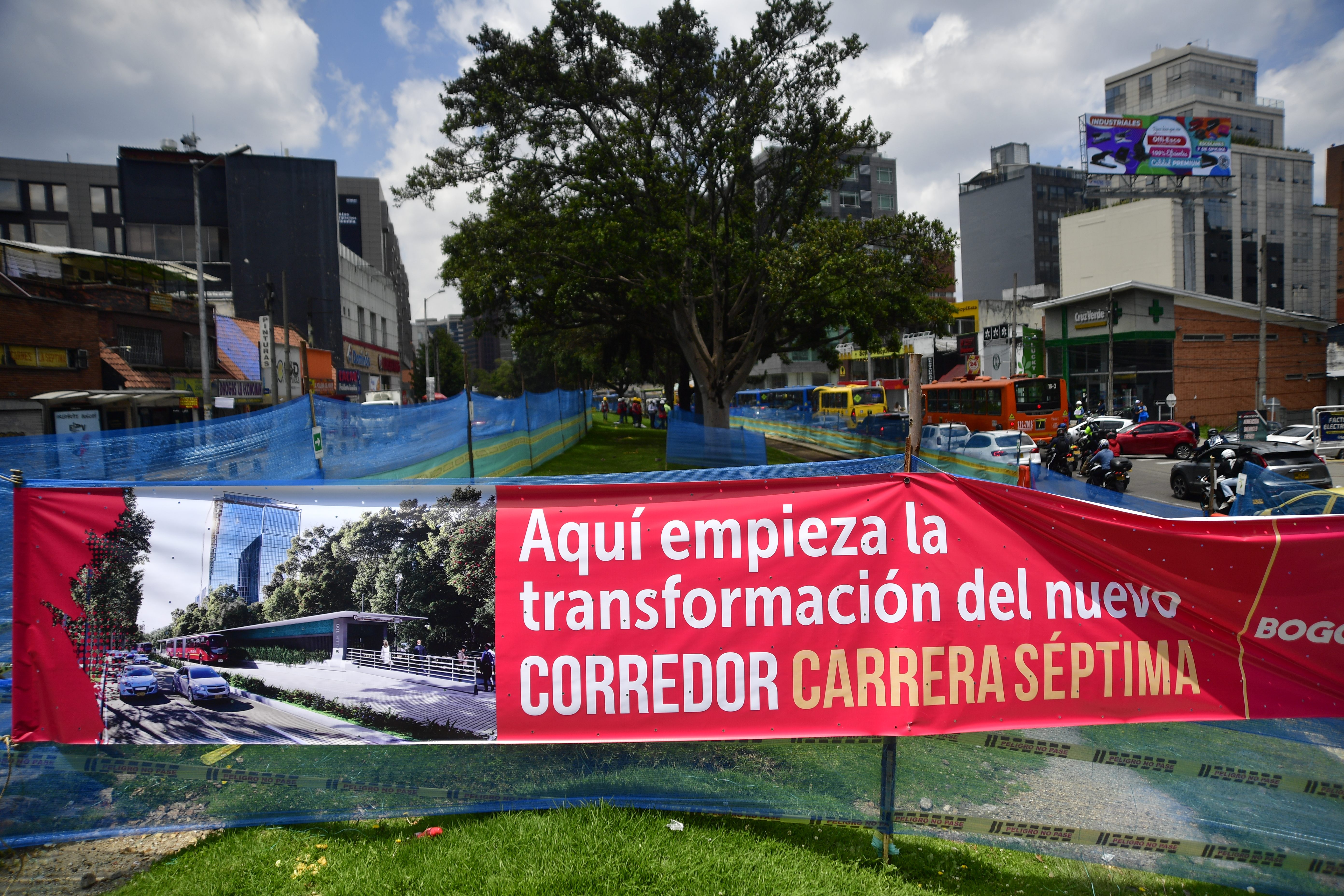 Inicio de obras por la Carrera Séptima para dar inicio al corredor verde de TransMilenio