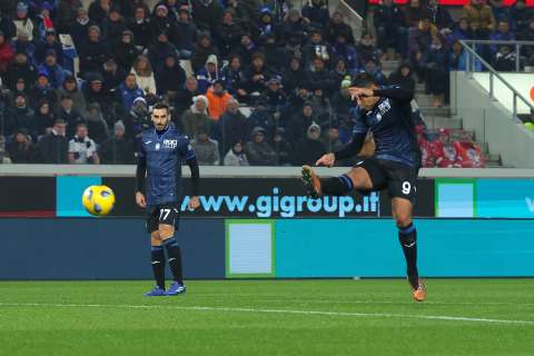 ¡Para cerrar el estadio! Vea el golazo de Luis Muriel con Atalanta en la Serie A