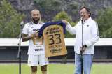 Dani Alves y su presentación como jugador del Pumas mexicano