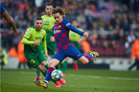 Barcelona goleó a Eibar 5-0 en medio de los escándalos mediáticos de Bartomeu