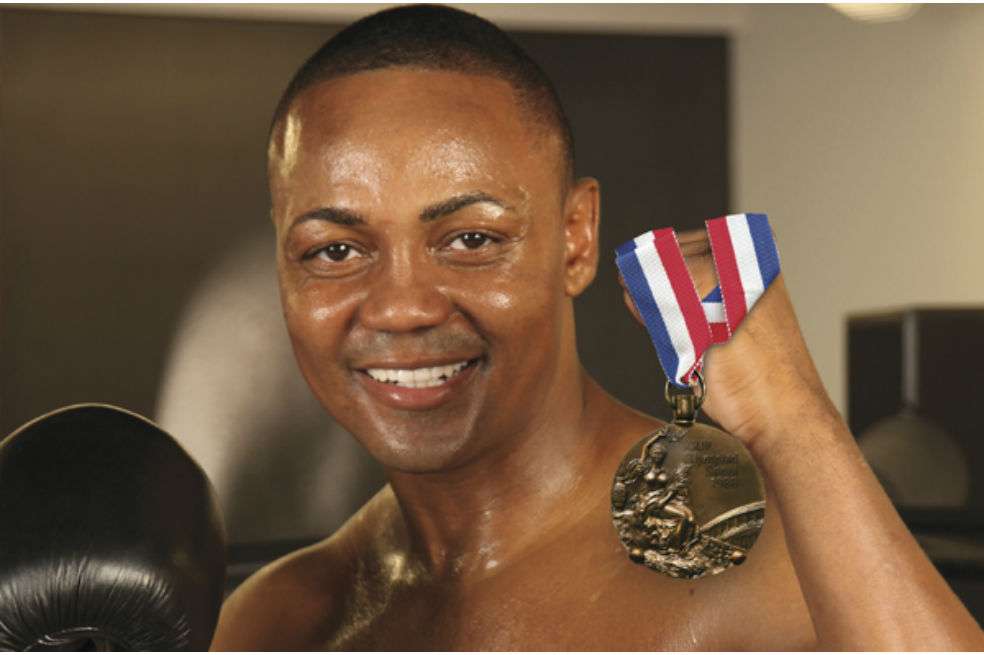 Jorge Eliécer Julio Rocha regresó al país como un héroe, ya que fue el único atleta colombiano que logró estar en el podio de esas olimpiadas. / AFP