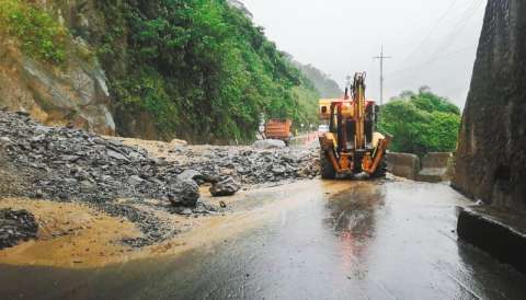 En busca de soluciones para la vía al Llano