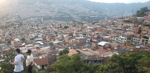 Diálogos con ELN: así será el encuentro de organizaciones urbanas en Medellín