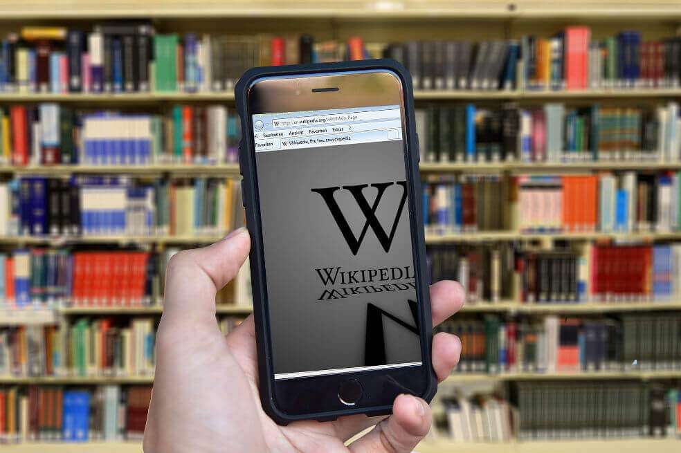 Wikipedia es una enciclopedia virtual que permite a los usuarios editar su contenido. / Pixabay. 