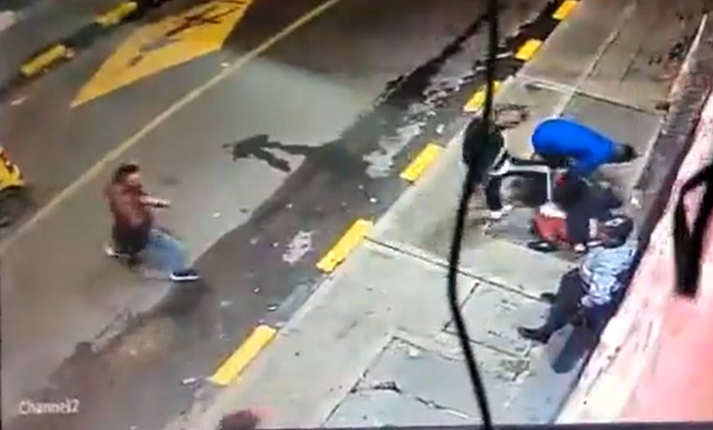 Los agresores ya fueron capturados y judicializados. / Imagen tomada de video de cámaras de seguridad.