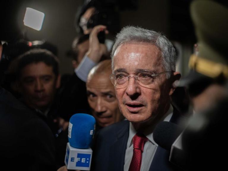 Se retoma juicio contra Uribe: declaran infundada recusación contra jueza del caso