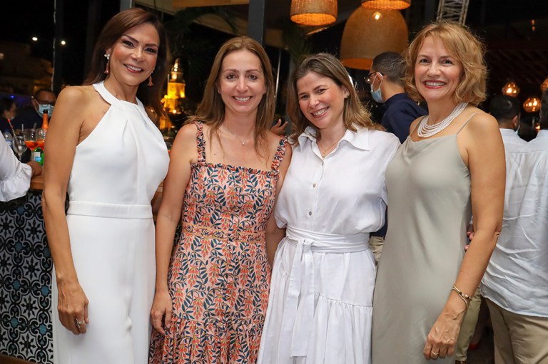 Arlena Hoyos Lina Fernández Beatriz Caviedes y Marilia Sojo
