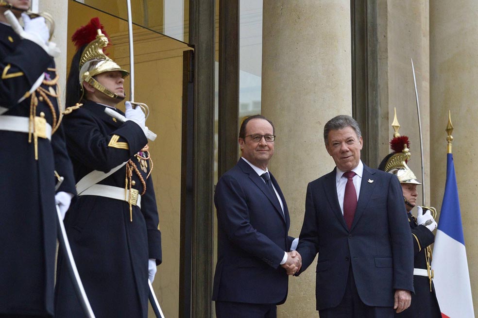El presidente Juan Manuel Santos y su homólogo François Hollande. / Presidencia